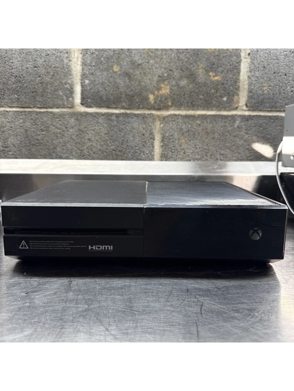 Microsoft Xbox One Model 1540 500GB HDD Video Game Console Only - UNTESTED